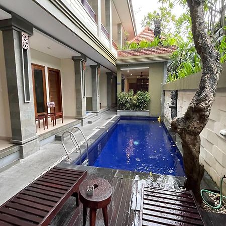 Singgah Hotel Seminyak Buitenkant foto