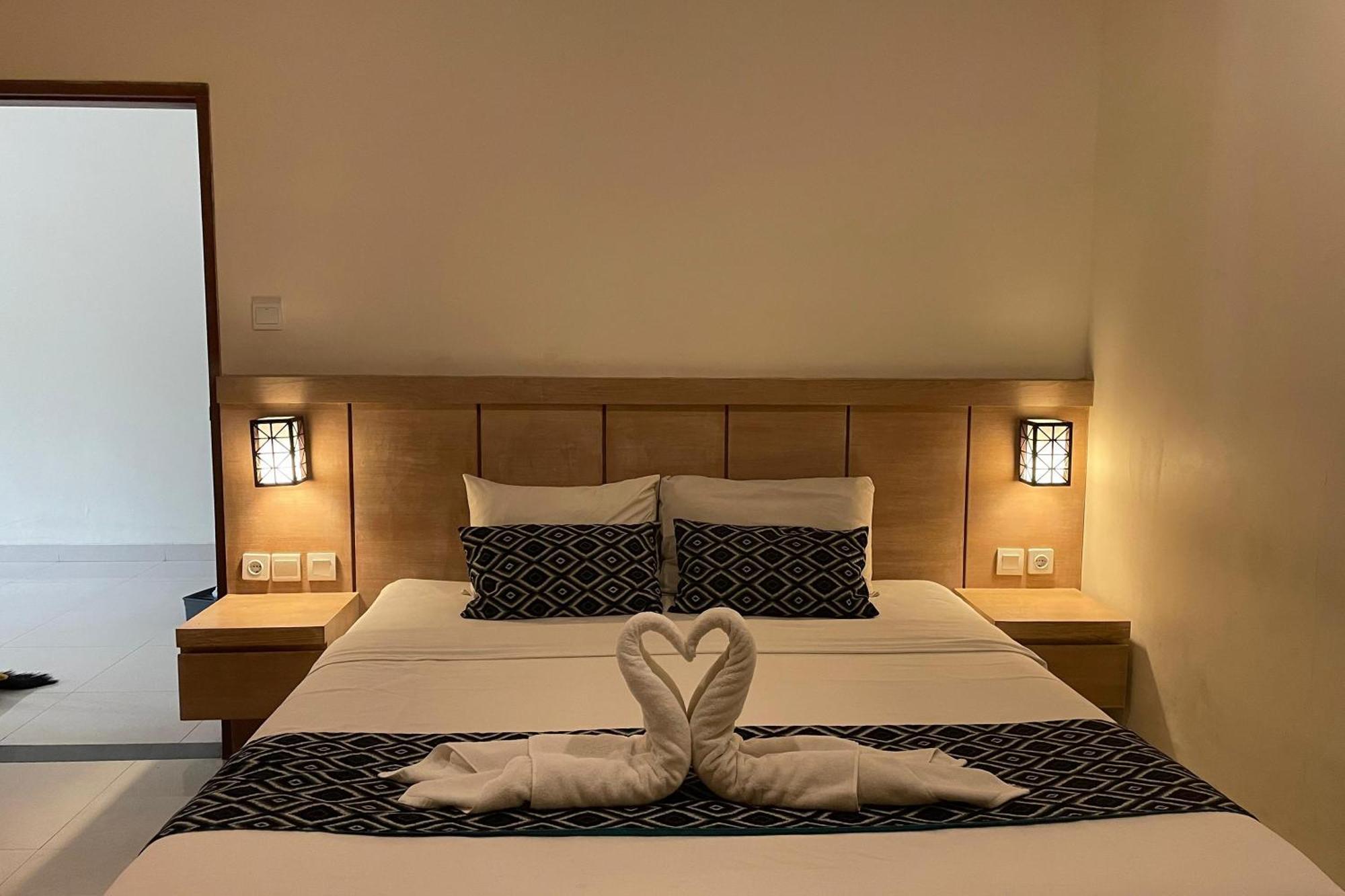 Singgah Hotel Seminyak Buitenkant foto