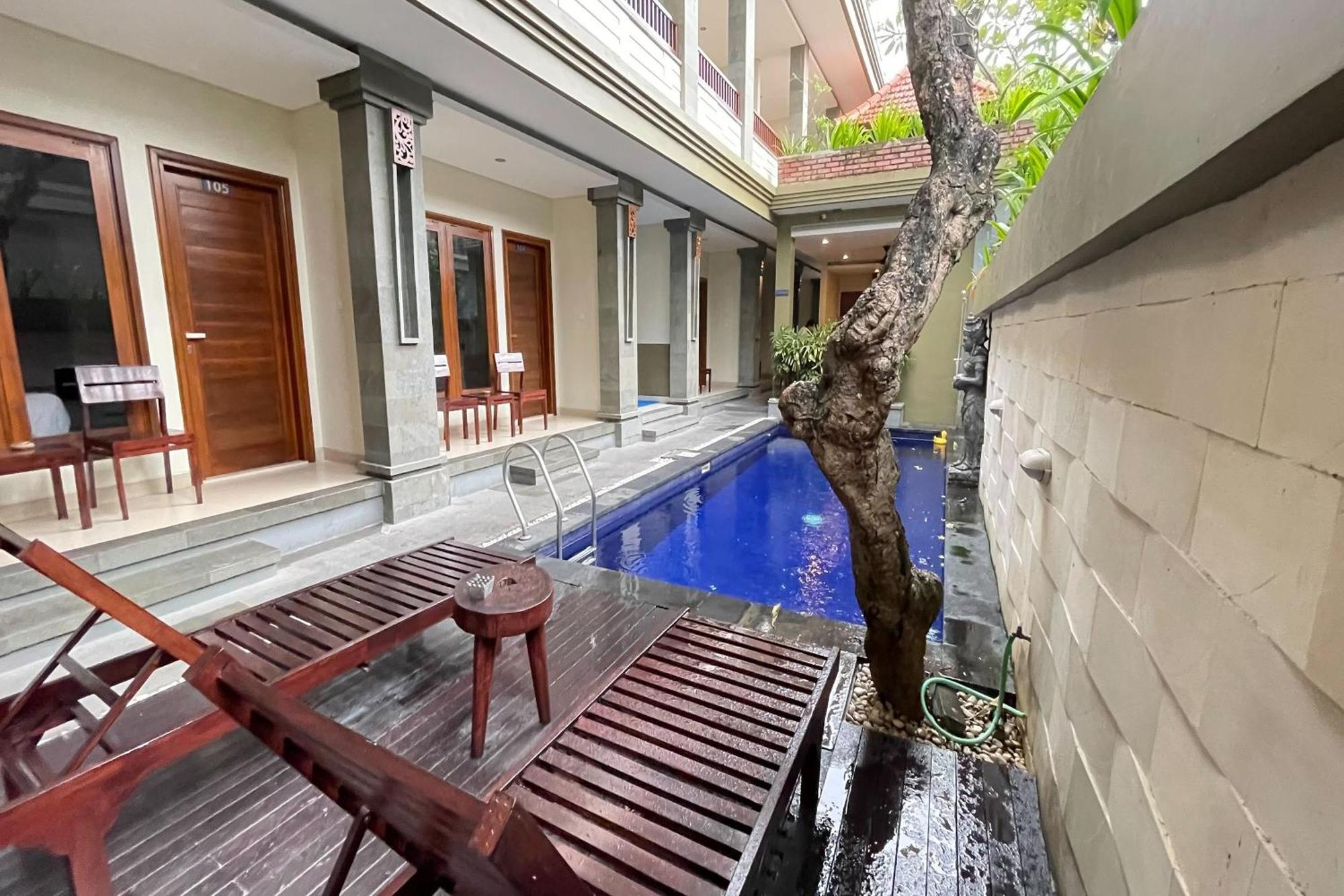 Singgah Hotel Seminyak Buitenkant foto